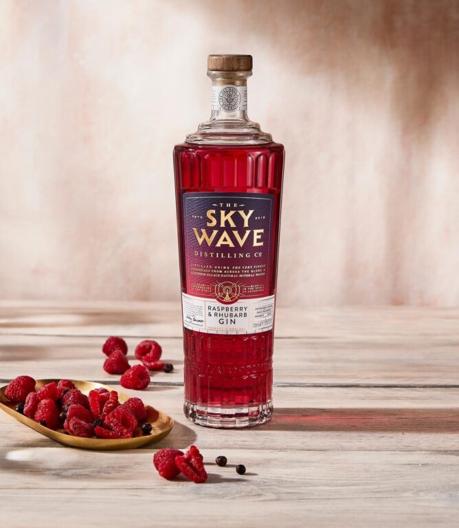 Sky Wave Raspberry & Rhubarb Gin